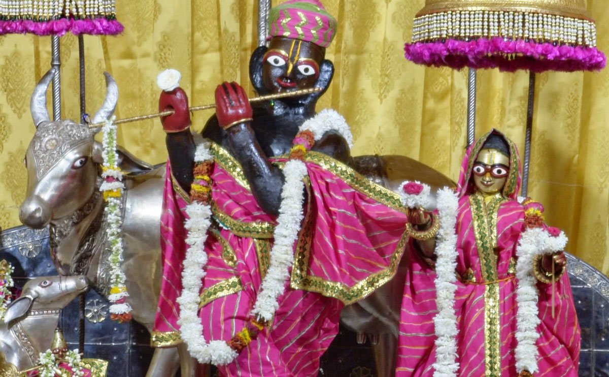 Shri Radha Govind Dev Ji Mangla Darshan